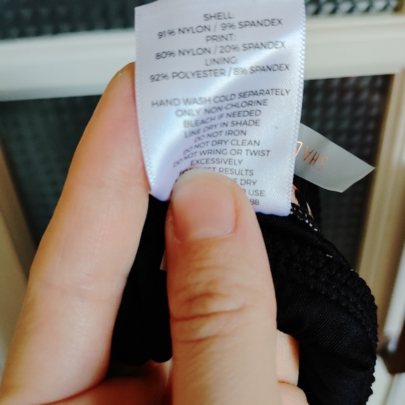 WOMEN’S SHADE & SHORE ONEKINI ONE PIECE SWISUIT - Picture 4 of 5